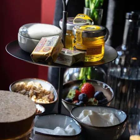 Chateau Haut-brisson Bed & Breakfast