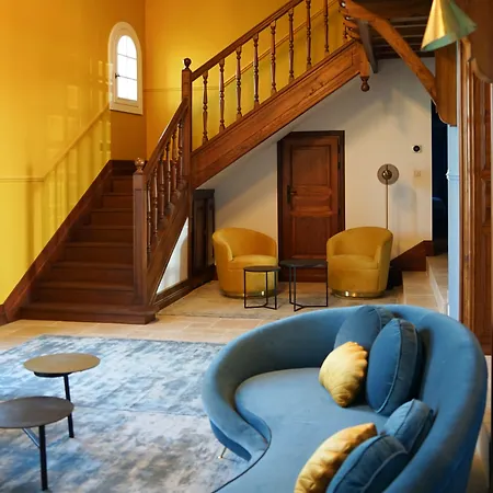 Bed & Breakfast Chateau Haut-brisson 4*