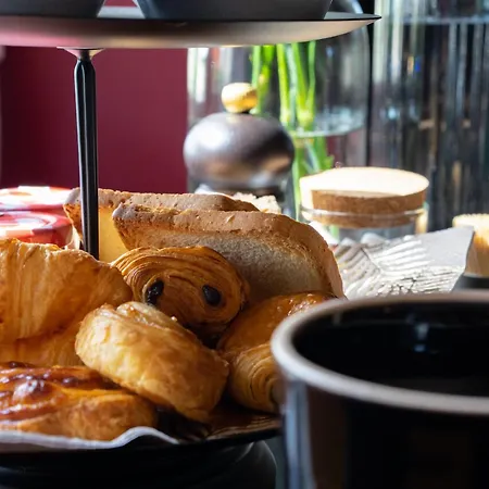 Chateau Haut-brisson Bed & Breakfast 4*