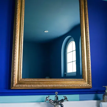 Chateau Haut-brisson Bed & Breakfast