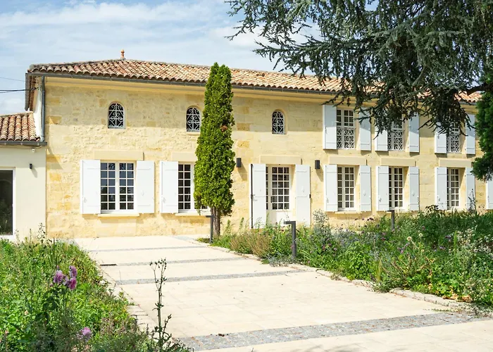 Chateau Haut-brisson Bed & Breakfast Vignonet